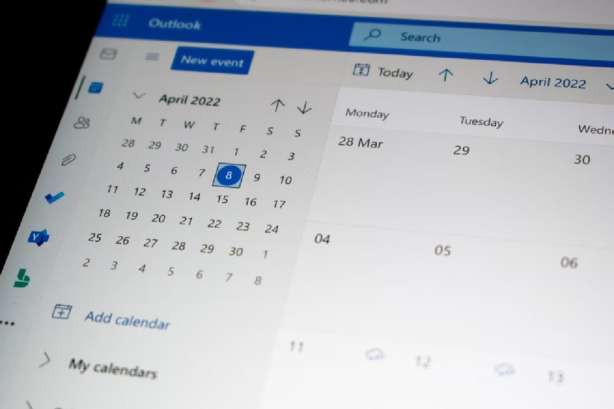 A Simple Guide on How to Share Outlook Calendars