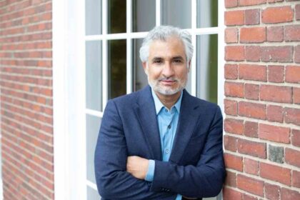 Reza Satchu on the Magic of Commitment When Starting a Business 